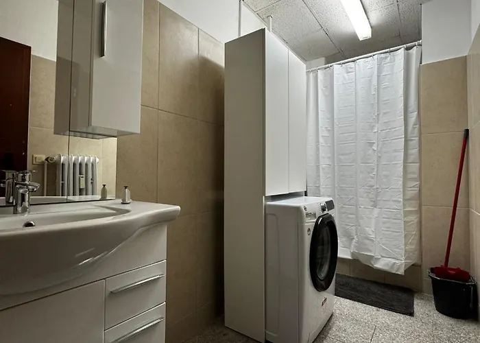 Апартаменты 10 Personen - 6 Einzelzimmer Parkplatz Lkw Драйайх